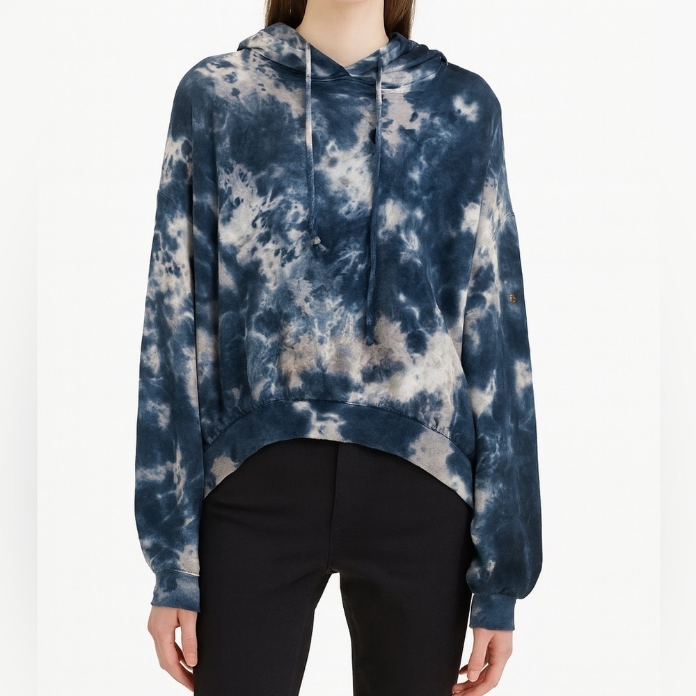 Young Fabulous and Broke Blue Tie-Dye Dolman Sleeve Pullover Hoodie